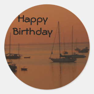 Sticker Rond Joyeux anniversaire, lever doux de soleil avec voi