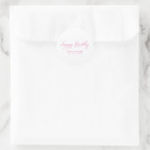 Sticker Rond Joyeux Anniversaire rose et blanc Script moderne (Sac)