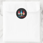Sticker Rond Joyeux Chrismukkah Gnomes Noël Hanoukka (Sac)