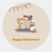 Sticker Rond Joyeux Halloween avec ours, canard et enfant calcu (Devant)