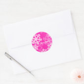 Sticker Rond Joyeux Noël moderne Pink Snowflakes Motif (Enveloppe)
