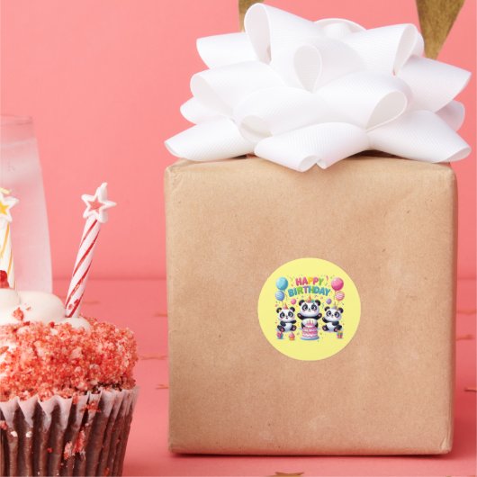 Sticker Rond Joyeux Pandas d'anniversaire (Fête)