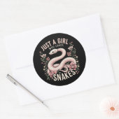 Sticker Rond Juste une fille qui aime les serpents (Enveloppe)