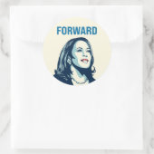 STICKER ROND KAMALA HARRIS EN AVANT (Sac)