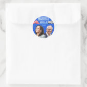 Sticker Rond Kamala Harris et Tim Walz-2024_ (Sac)