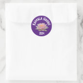 Sticker Rond Kamala Harris Lotus 2024 (Sac)