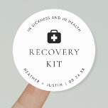 Sticker Rond Kit de récupération de main-d'oeuvre Mariage moder<br><div class="desc">Stickers de kit de récupération de main-d'oeuvre Mariage moderne | trousse de survie</div>