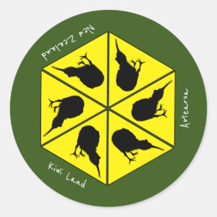 Sticker Rond Kiwi Bird & New Zealand/ Aotearoa Islands (pizza)