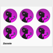 Sticker Rond La femme papillons violets (Feuille)