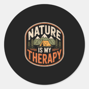 Sticker Rond La nature est une thérapie de camping de randonnée