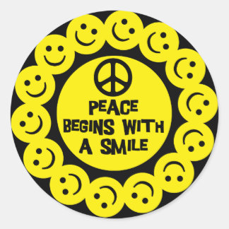 STICKER ROND LA PAIX COMMENCE AVEC UN SOURIRE