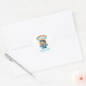Sticker Rond La pêche arrive. Le whisky aide! (Enveloppe)