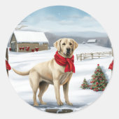 Sticker Rond Labrador Retriever Dog in Snow Christmas (Devant)