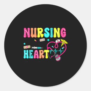 Sticker Rond L'aide Soignant Rétro Est Un Travail De Coeur Rest