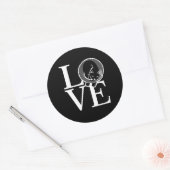 Sticker Rond L'amour du chat sur le noir (Enveloppe)