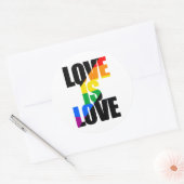 Sticker Rond L'amour est l'amour (Enveloppe)