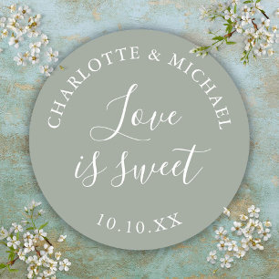 Sticker Rond L'Amour Vert Sage Est Un Mariage Sucré Faveur