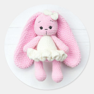 Sticker Rond Lapin au crochet rose – Création artistique artisa
