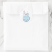 Sticker Rond Lapin Bleu assis sur une lune (Sac)