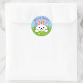 Sticker Rond Lapin de Pâques heureux (Sac)