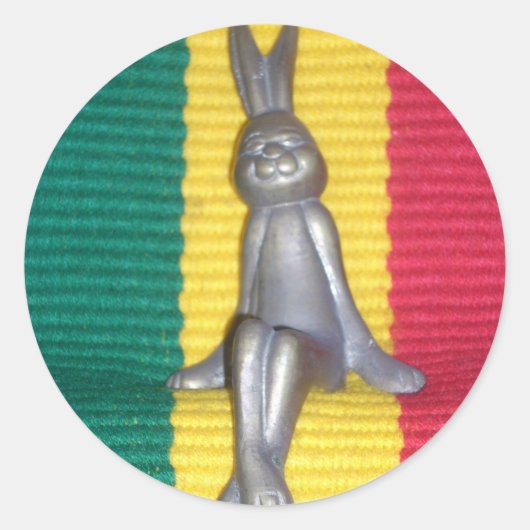 Sticker Rond Lapin - Lapin à Rasta Couleurs : Une touche de Sup (Devant)