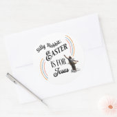 Sticker Rond Lapin Silencieux ; Pâques Est Pour Jésus (Enveloppe)