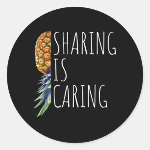 Sticker Rond Le Partage est une Marque d'Affection Drôle Pineap