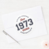 Sticker Rond Légende vivante 1973 Âgé à la perfection (Enveloppe)