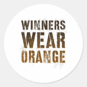 Sticker Rond Les gagnants vintages portent Orange Summer Camp T