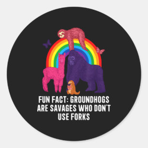 Sticker Rond Les marmottes mangent sans fourchettes Pun animal