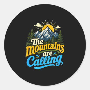 Sticker Rond Les montagnes appellent drôle randonnée pins