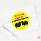 Sticker Rond Les pompiers sauvent mes Poméraniens (Enveloppe)