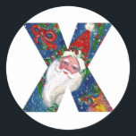 STICKER ROND LETTRE CHRISTMAS X / SANTA CLAUS AVEC RIBBON ROUGE<br><div class="desc">X lettre initiale Design monogramme de Noël.Peinture acrylique colorée,  fantaisiste et artistique pour Noël. Santa Claus,  nuit d'hiver enneigée avec ornements floraux,  chat,  arc rouge,  plantes décoratifs verts,  rubans rouges,  baies sèches,  marionnettes et jouets dans la neige par Bulgan Lumini (c) com</div>
