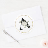STICKER ROND LETTRE MONOGRAPHIQUE BLANCHE A SUR BLANC (Enveloppe)