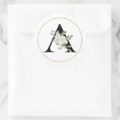 STICKER ROND LETTRE MONOGRAPHIQUE BLANCHE A SUR BLANC (Sac)