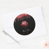 Sticker Rond Lèvres en paillettes rouges Vampire Drip Halloween (Enveloppe)