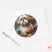 Sticker Rond Lhassa Apso sur une rame : une aventure Pittoresqu (Enveloppe)