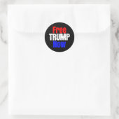 Sticker Rond Libérez Trump maintenant (Sac)
