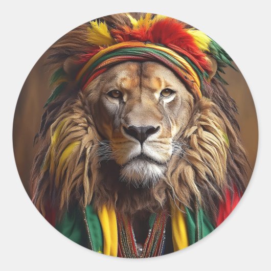 Sticker Rond Lion Homme Habillé En Tenue Rastafarienne (Devant)