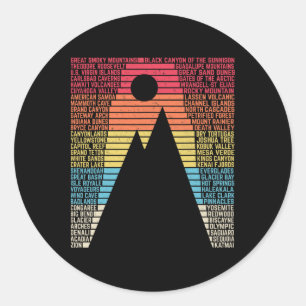 Sticker Rond Liste des parcs nationaux Mot vintage camping rand