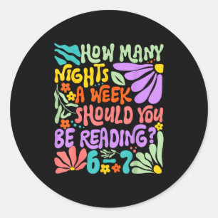Sticker Rond Livre de mème drôle de lecture six sept amoureux d