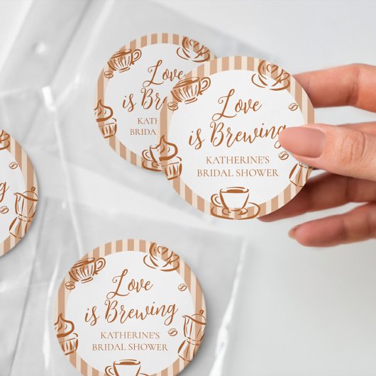 Sticker Rond Love is Brewing Bridal Shower 