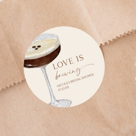 Sticker Rond Love Is Brewing Expresso Martini Enterrement de Vi