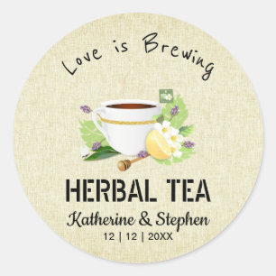 Sticker Rond Love Is Brewing Thé Favori de Mariage