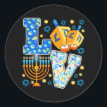 Sticker Rond LOVE Mignonne Hanoukka Décorations Dreidel Menorah<br><div class="desc">LOVE Mignonne Hanoukka Décorations Dreidel Menorah</div>
