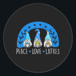 Sticker Rond Love Peace Latkes Gnome Hanoukka Chanukah juif<br><div class="desc">Love Peace Latkes Gnome Hanoukka Chanukah juif</div>