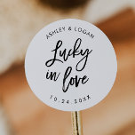 Sticker Rond Lucky In Love Mariage Loterie Favoriser<br><div class="desc">Lucky In Love Mariage Lottery Favoriser Stickers</div>