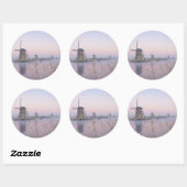 Sticker Rond Lumière du lever du soleil en hiver sur les moulin (Feuille)