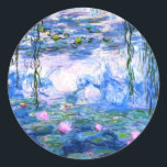Sticker Rond Lys d'eau rose Monet<br><div class="desc">Un autocollant rond de nénuphars rose Monet avec de belles nénuphars roses flottant dans un étang bleu calme avec des nénuphars. Un grand cadeau Monet pour les amateurs d'impressionnisme et d'art français. Impressionnisme nature serein avec de belles fleurs et paysage d'étang pittoresque.</div>