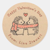 Sticker Rond Main rustique dessiné deux hérisson dans l'autocol (Devant)